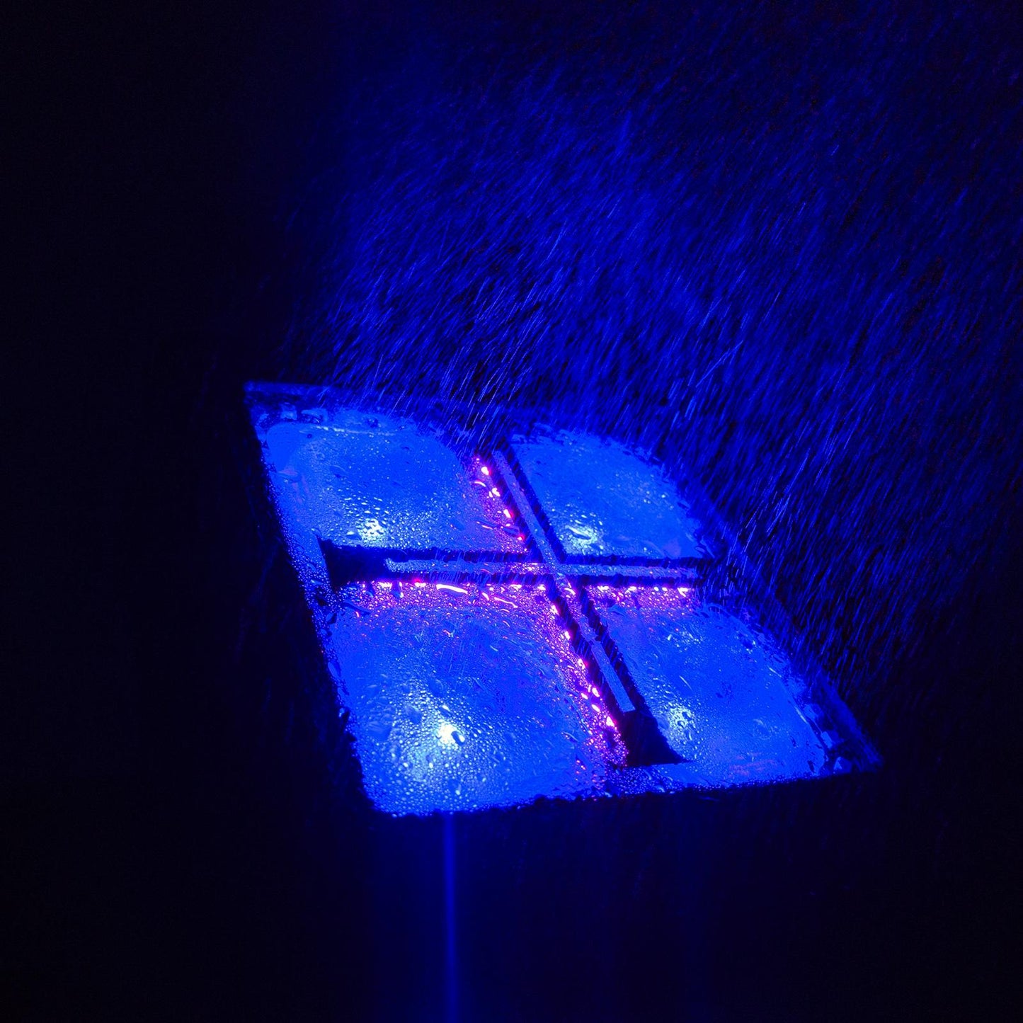 Clutch QUAD BLAST-IP 4x 12W RGBWA+UV LED Indoor/Outdoor Uplight